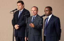 Comisión Interventora de Salud entrega el primer informe