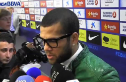 Portavoz de Mourinho llamó 'burro' a Dani Alves