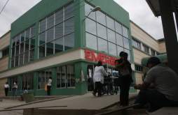 Suspenderán atención médica a empleados públicos en el IHSS