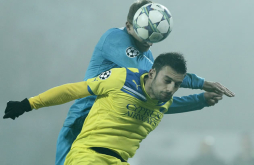 APOEL se clasifica y hace historia