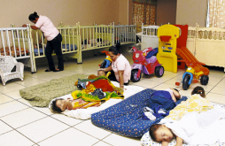 Desamparados quedarán unos 700 niños si cierran guarderías