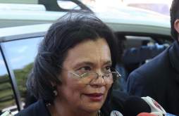 Rectora pedirá que también se acuse a cadena de mando de postas