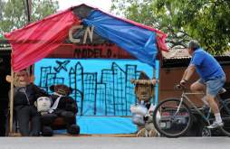 Quemarán monigote de Lobo y Juan Orlando para despedir 2012