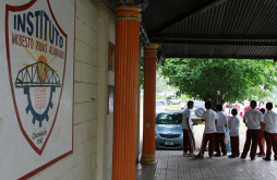 A 6 alumnos han sacado del Rodas para matarlos: Cofadeh