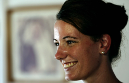 Indultan a mujer condenada tras denunciar que fue violada