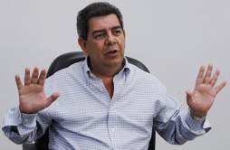 'No hay otra tabla de salvación para la Enee que la concesión”