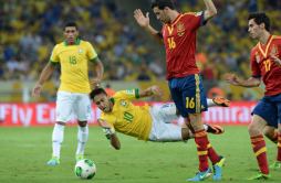 La Brasil de Neymar humilla y cierra el ciclo glorioso de España