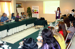 Las preparan para ganar en política