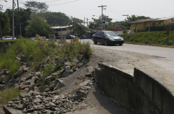 Vado, un peligroso paso de vehículos