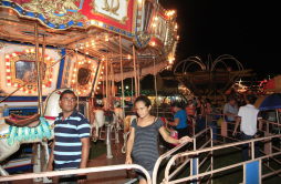 Tradicional desfile del Agas llena de color y alegría la Feria Juniana