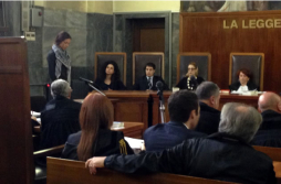 Declara mujer que bailó para Berlusconi