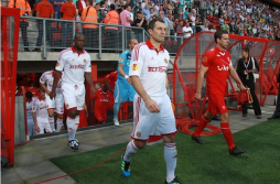 Osman Chávez y Wisla siguen sin rumbo en la Europa League