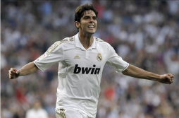 Kaká podría regresar al Milan en verano