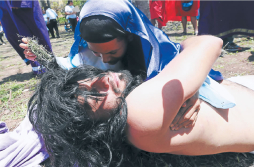 'Los hondureños viven en permanente Viernes Santo”