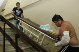 De 6 ascensores solo uno funciona en el Mario Rivas