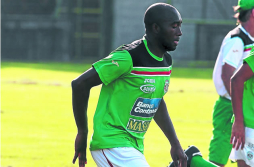 Jerry Palacios enfrentará a su 'papá” Héctor Vargas