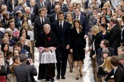 Emotivo funeral recuerda a víctimas y a héroes de accidente de tren en España