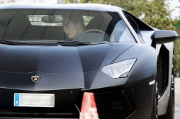 Cristiano Ronaldo estrenó su Lamborghini