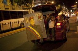 Minuto a Minuto: Chávez y Capriles piden paciencia a seguidores