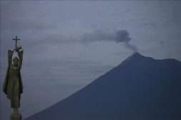 Guatemala en alerta por la erupción del volcán Pacaya