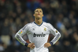 Real Madrid se impone 2-0 al Valencia en cuartos de final de la Copa del Rey