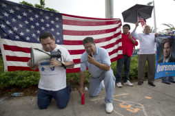 Marcha por la reforma migratoria en EUA con sabor a Mardi Gras