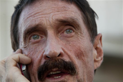 John McAfee solicitó asilo político en Guatemala