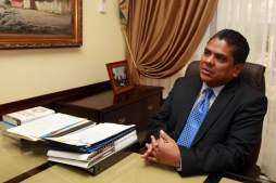 Remezón en el gabinete de Gobierno podría continuar mañana