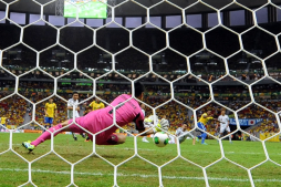 Brasil abrió la Copa Confederaciones con goleada contra Japón