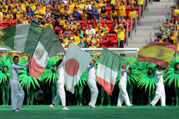 Colorida inauguración de la Copa Confederaciones
