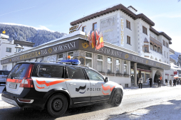Explosión en hotel de Davos durante foro