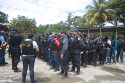 Policía hondureña arresta a una supuesta banda criminal