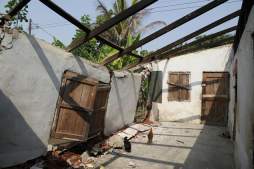 Daños a viviendas se reportan por sismo