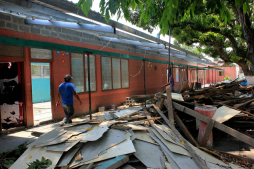 Más de L400,000 invierten en escuela de La Lima