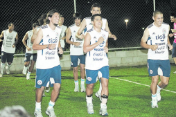 Paraguay hizo reconocimiento del estadio Olímpico