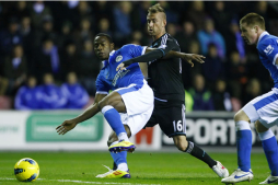 Wigan obstaculiza la escalada del Chelsea