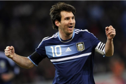 Messi firma su primer hat trick con Argentina