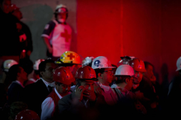 México: A 32 muertos sube saldo tras explosión en Pemex