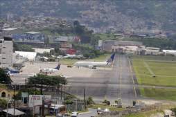 Honduras: Reactivan los vuelos en el aeropuerto Toncontín