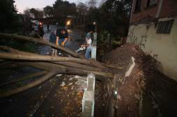 Destrucción en dos horas de lluvias