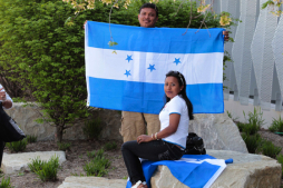 Catrachos se hicieron sentir en el Livestrong Park