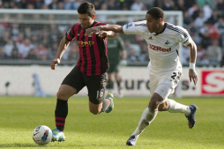 Rooney da el liderato al Manchester United