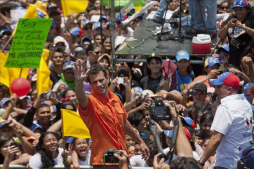 Capriles ganaría a Maduro si se repitieran las elecciones, encuesta