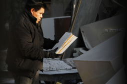 México: 350 personas buscan supervivientes en sede de Pemex