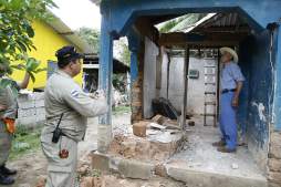 Al menos 80 casas dañadas por sismos en Atlántida, Honduras