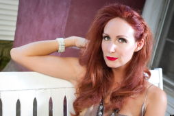 Imputan a actriz The Walking Dead por enviar cartas con veneno a Obama