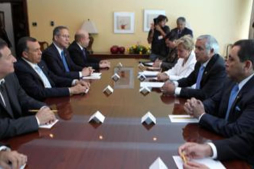Reforzar medidas contra narcotráfico, acuerdan Honduras y Guatemala