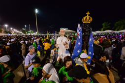 Papa alienta a Jóvenes a protagonizar cambios sociales