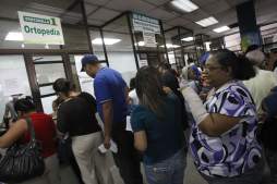 Denuncian corrupción en IHSS en la compra de pasajes aéreos