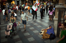 Jóvenes participan en el primer día del JMJ